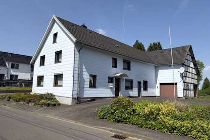 Haus zum Kaufen in Schleiden 249.000,00 € 110 m²