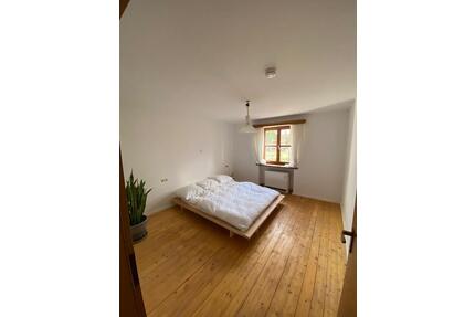 3 Zimmerwohnung - 900,00&nbsp;EUR Kaltmiete, ca.&nbsp; 100,00&nbsp;m&sup2; in Schemmerhofen (PLZ: 88433)