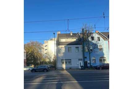 Haus zum Kaufen in Düsseldorf 775.000,00 € 173 m²