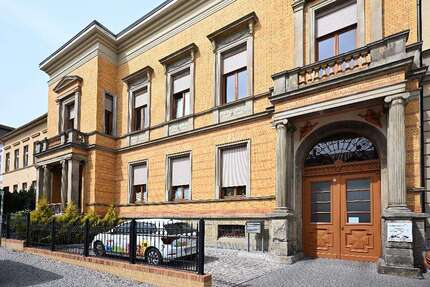 Wohnung zum Mieten in Bernburg 1.428,00 € 204 m²