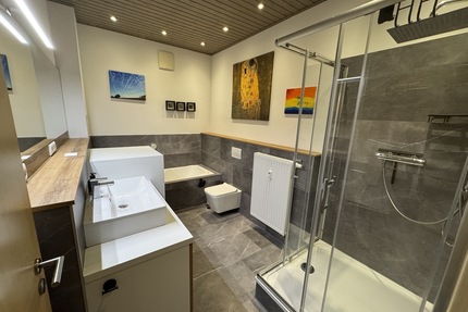 Exklusive 4 Raum EG Wohnung in Bestlage von Gera zu vermieten!!