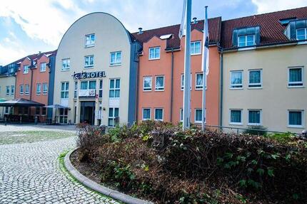 Modernisiertes Hotelappartement mit Fest- und Umsatzpacht - Hockenheim