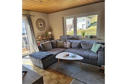 Große 4-Zimmer-Wohnung in ruhiger Lage in Laudenbach am Main.