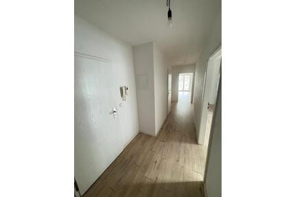 Helle 2 Zimmer Wohnung in Niederkassel Garage - Balkon - Düsseldorf Lörick