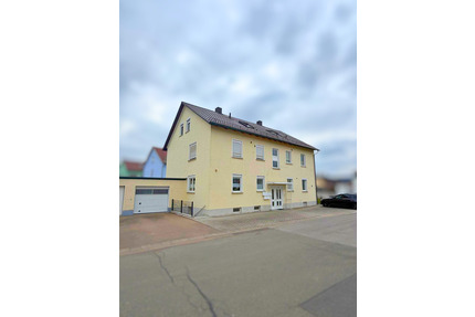 Geräumige Mietwohnung in Pfreimd mit Badewanne und Garage, frei ab sofort