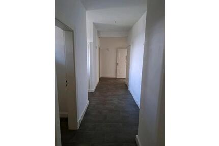 4-Raumwohnung mit Balkon und Blick ins Grüne - Blankenburg (Harz)