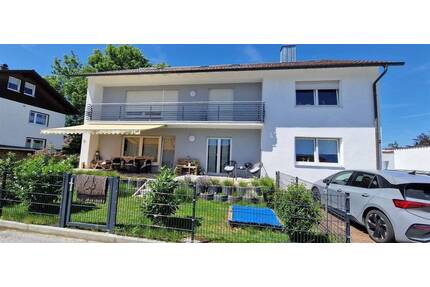 Sonnendurchflutete Erdgeschosswohnung mit großer Südterrasse und Garten!!! - Plattling Höhenrain