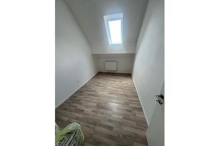 WG Wohnung - 350,00&nbsp;EUR Kaltmiete, ca.&nbsp; 130,00&nbsp;m&sup2; in Allmendingen (PLZ: 89604)