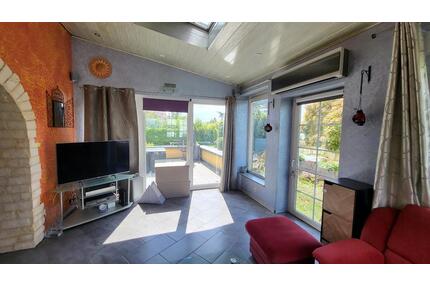 Freistehendes 7-Zimmer-Haus mit 145 m² Wohnfläche, Keller und 5,7 - Hartheim am Rhein