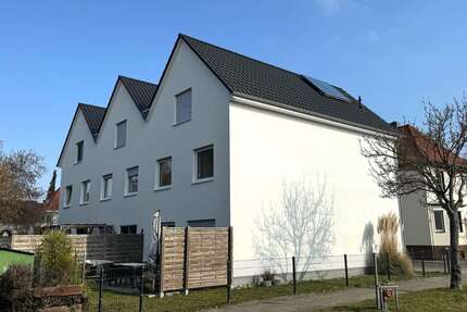 Haus zum Mieten in Peine 1.220,00 € 153.93 m²