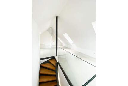 Exclusive-DG-Wohnung, inkl. Einbauküche - Neustadt an der Aisch