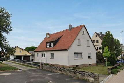 Haus zum Kaufen in Kolitzheim 349.000,00 € 212.94 m²