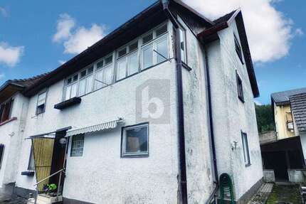 Haus zum Kaufen in Schopfheim 300.000,00 € 185 m²