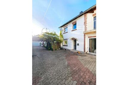 Haus in Fallersleben mit Garten, Garage und Carport (5 Zimmer) - Wolfsburg Ehmen