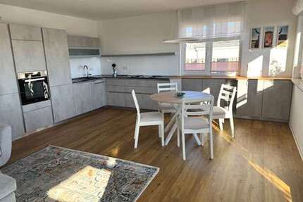 Wohnung zum Mieten in Dresden 2.161,00 € 121.99 m²