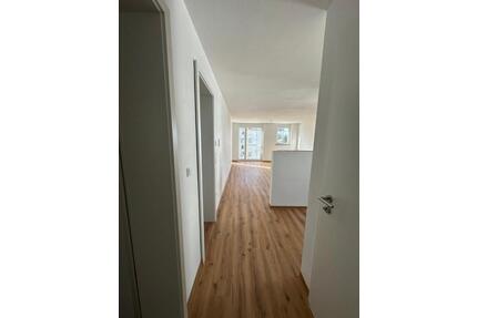 NEUBAU KfW40 | Lichtdurchflutete 3-Zimmer-Wohnung mit Einbauküche - Kemnath