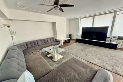 Wohnung zum Mieten in Düsseldorf 2.150,00 € 122 m²