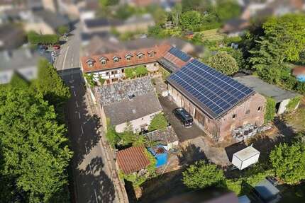 Haus zum Kaufen in Nideggen 449.000,00 € 281 m²