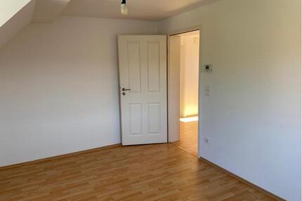 2-Zimmer-DG-Wohnung 46 m² – Nürnberg Reichelsdorf