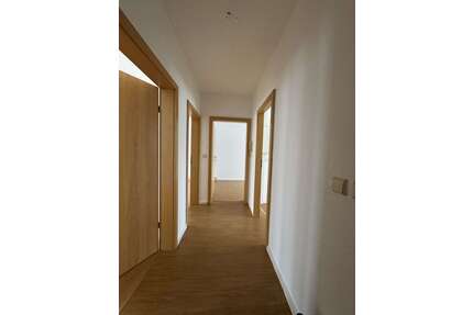 Wohnung zum Mieten in Querfurt 360,00 € 59.51 m²