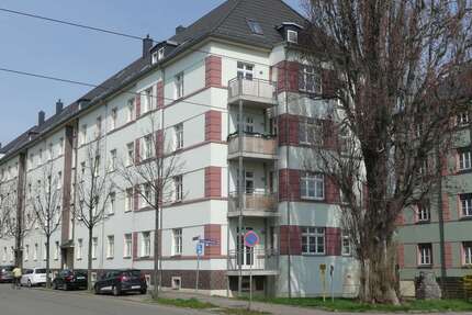 Wohnung zum Mieten in Zwickau 650,00 € 104.65 m²