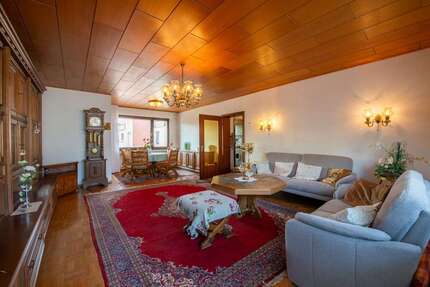 Wohnung zum Kaufen in Bochum Weitmar 215.000,00 € 94 m² - Bochum / Weitmar