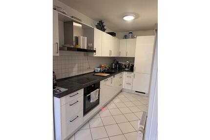 Nachmieter ab 16.04. für 70qm 2 Zi.-Wohnung in Waldstraße 176 - Wiesbaden Klarenthal