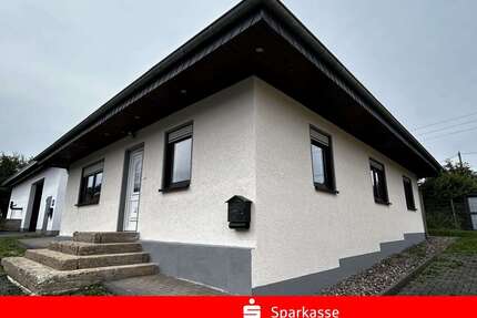 Haus zum Kaufen in Hasselbach 299.000,00 € 130 m²