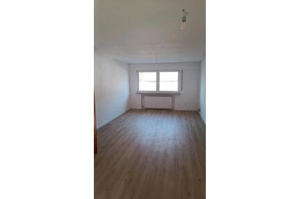 2-Zimmer -Whg in Remseck - 850,00&nbsp;EUR Kaltmiete, ca.&nbsp; 52,00&nbsp;m&sup2; in Remseck am Neckar (PLZ: 71686)