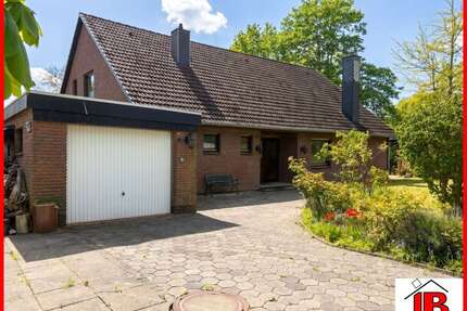Haus zum Kaufen in Butjadingen 169.000,00 € 275 m²