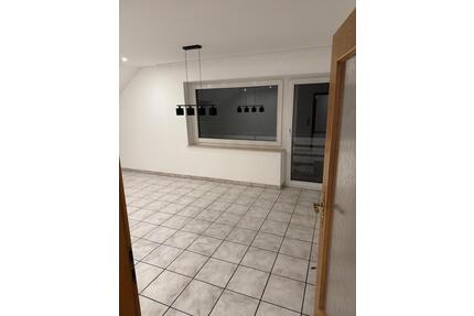 Wohnung in Delbrück zum 1.04. oder nach Absprache - Büren