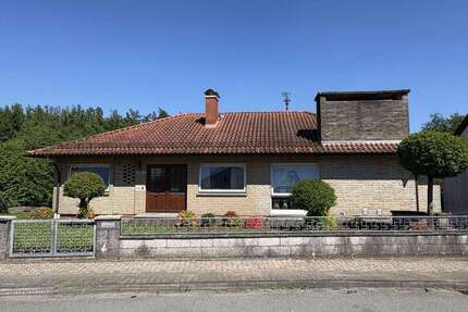 Haus zum Kaufen in Blomberg 195.000,00 € 119 m²