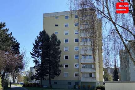 Wohnung zum Kaufen in Schweinfurt 165.000,00 € 75 m²