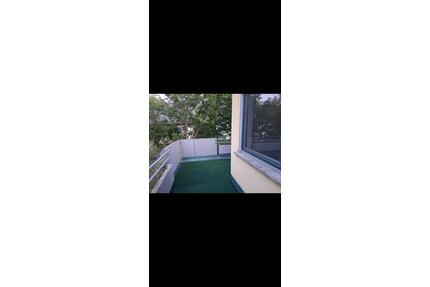 2-Zi-Whg mit Balkon, Küche und Garagenstellplatz PROVISIONSFREI - Gerbrunn