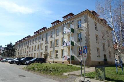 Großzügige Büro- Praxisfläche - 623,00&nbsp;EUR Kaltmiete, ca.&nbsp; 95,90&nbsp;m&sup2;&nbsp;Wohnfl&auml;che in Pirna (PLZ: 01796)