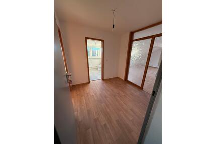 Schöne 2-3 zimmer Dachgeschoss Wohnung 3 Etage - Hagen Hagen-Nord