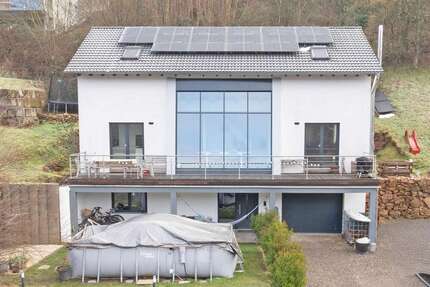 Haus zum Kaufen in Schönau 545.000,00 € 200 m²
