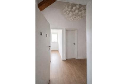 2 Zimmer Wohnung - 700,00&nbsp;EUR Kaltmiete, ca.&nbsp; 65,00&nbsp;m&sup2; in Albstadt (PLZ: 72458)