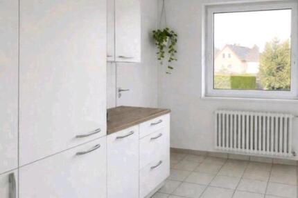 3-Zi.-Wohnung mit Klimaanlagen und Einbauküche in Lüchow - Lüchow (Wendland)