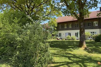Haus zum Mieten in Oberpframmern 3.690,00 € 255 m²