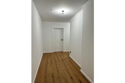 Schöne 4 Zimmer Wohnung - Kernsaniert - Salzgitter