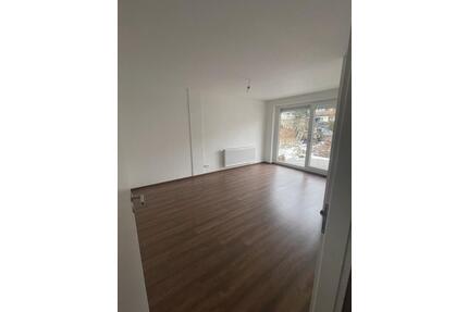 2 Zimmer Wohnung mit Terrasse ab 01.05.2026 - Villingen-Schwenningen