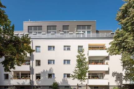Energieeffiziente, vermietete 3-Zimmerwohnung mit Balkon und Aufzug nahe Grunewald - Berlin Dahlem