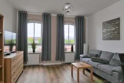 (EF1384_M) Erfurt: Krämpfervorstadt, neu sanierte und neu möblierte 2-Zimmer-Wohnung mit Balkon