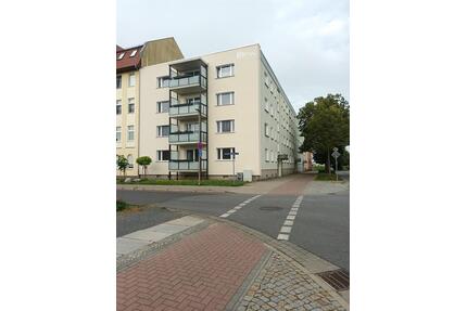 4 Raumwohnung mit Balkon - 693,00&nbsp;EUR Kaltmiete, ca.&nbsp; 91,80&nbsp;m&sup2; in Forst (Lausitz) (PLZ: 03149)