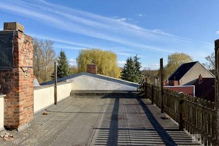 9 Zimmer und ca. 230 m² Nebengelass - Salzwedel