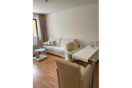 Schöne 2-Zi.-Wohnung mit Südbalkon und Einzelgarage Nähe Wartberg - Traunstein