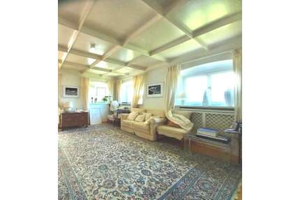 Haus zum Kaufen in Gmund a. Tegernsee 3.850.000,00 € 241 m²