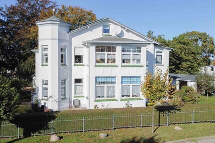 Haus zum Kaufen in Göhren 900.000,00 € 338.57 m²