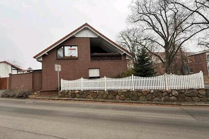 Einfamilienhaus mit Einliegerwohnung - Klötze